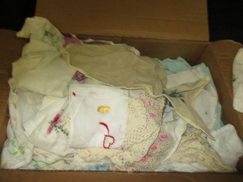 lot 53 image: Vintage Purses, Assortment of Doilies, Hankies, and fabric