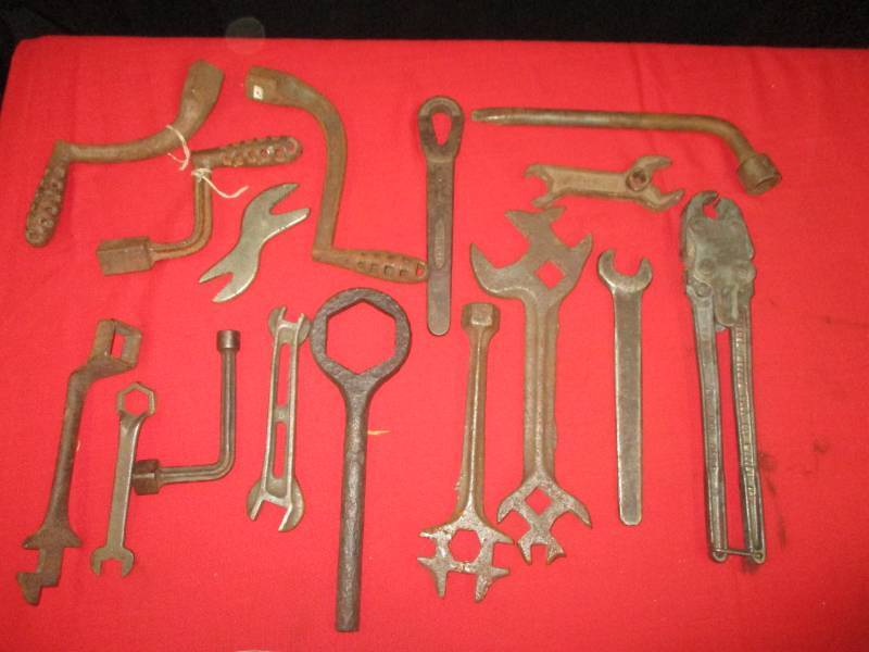 lot 91 image: Vintage Wrenches