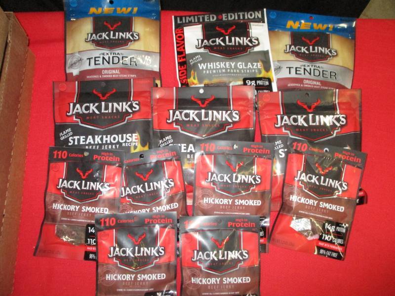lot 147 image: 12 Bags of beef Jerky