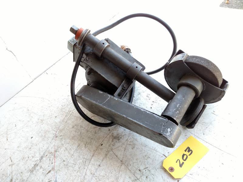 lot 203 image: Tool Post Grinder...