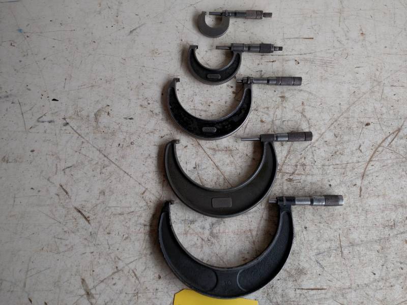 lot 233 image: Asstd 5 pc. Micrometer Set, 0-6...
