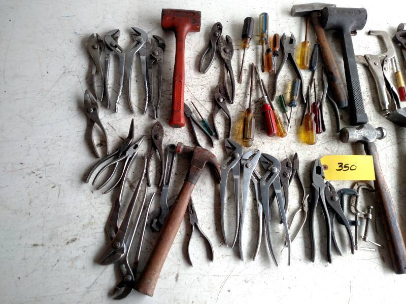 lot 350 image: Asstd Tools...