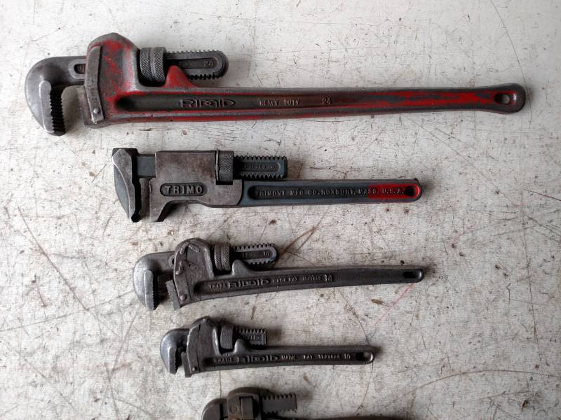 lot 439 image: (7) Asstd Pipe Wrenches...