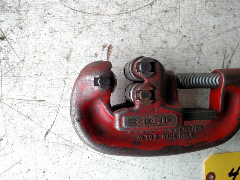 lot 458 image: Ridgid No. 202 18-2 Pipe Cutter...