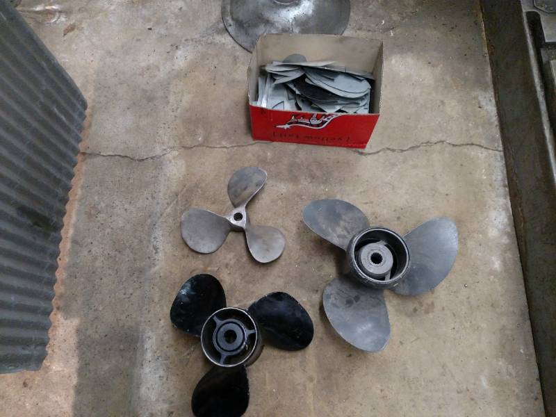 lot 37 image: Custom Boat Propeller Measuring Sta...