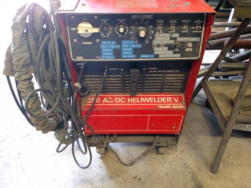 lot 49 image: Airco 250 Amp ACDC HeliArc Welder ...
