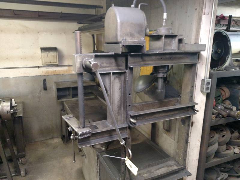 lot 90 image: Steel Bench with Hydraulic Press, A...