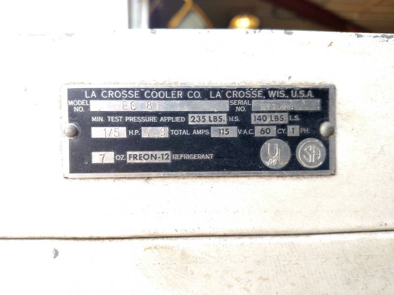 lot 104 image: Canada Dry Pop Machine (LaCrosse Co...