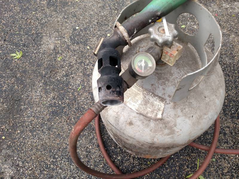 lot 594 image: Propane Torch with Tank...
