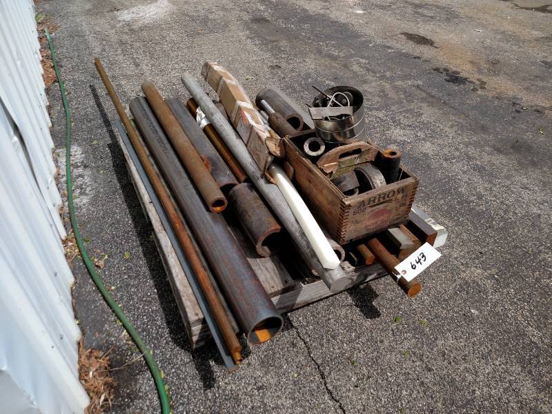 lot 643 image: Pallet of Asstd Metals...