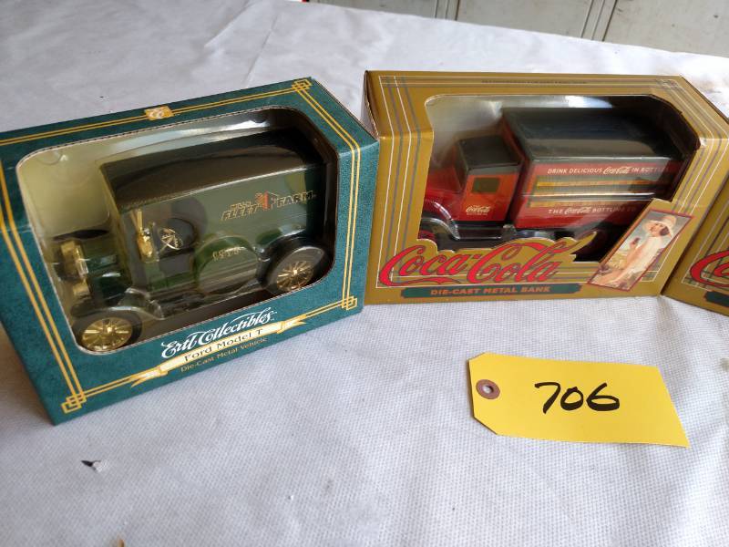 lot 706 image: (3) Ertl Die Cast Trucks...