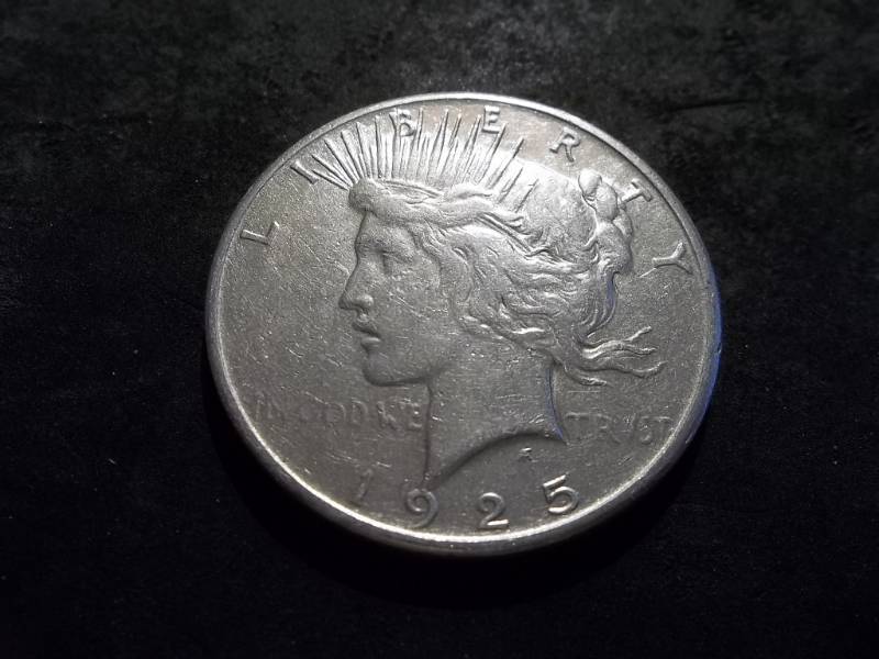 lot 48 image: 1925 S Peace Silver Dollar