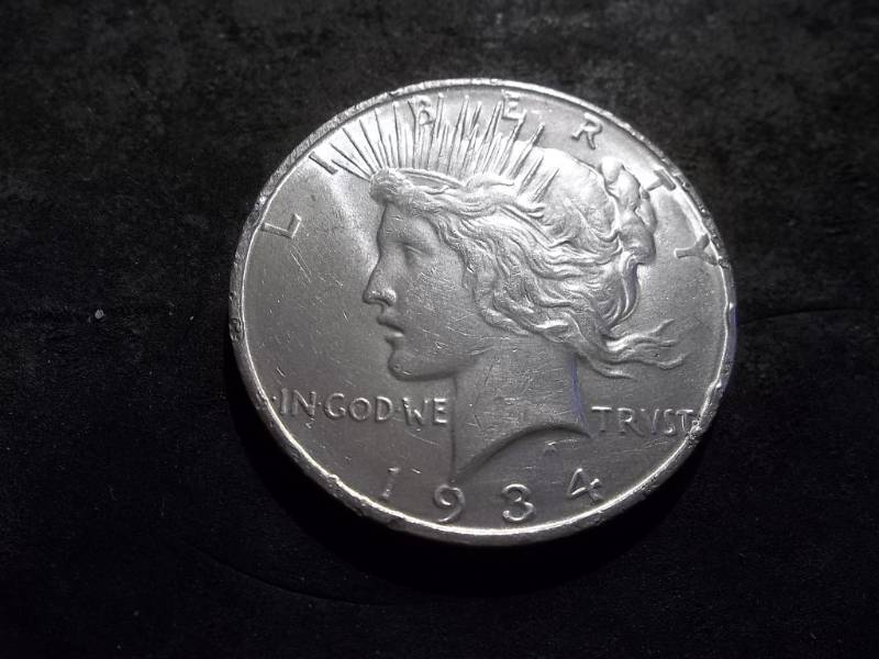 lot 58 image: 1934 D Silver Peace Dollar