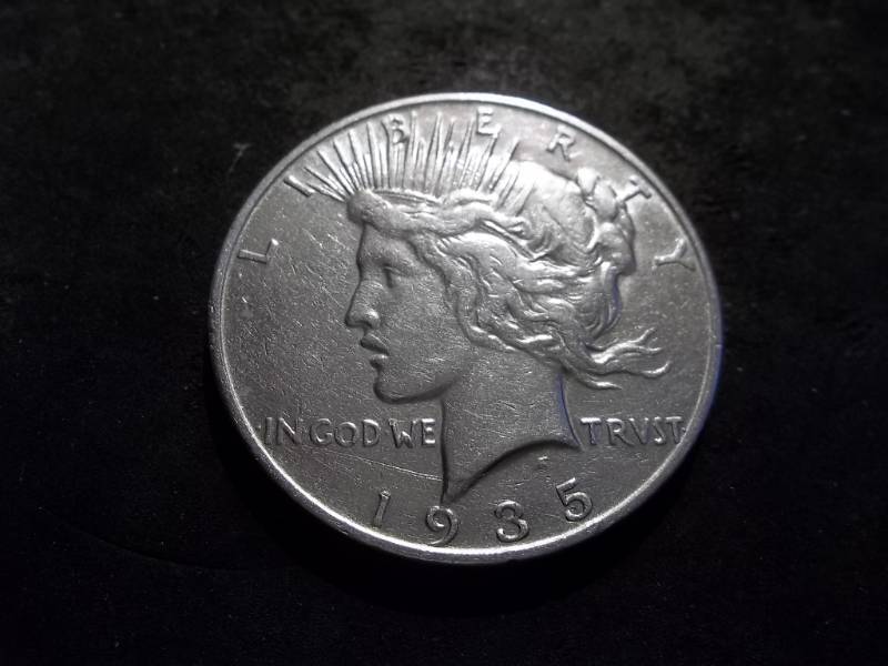lot 61 image: 1935 S Peace Silver Dollar