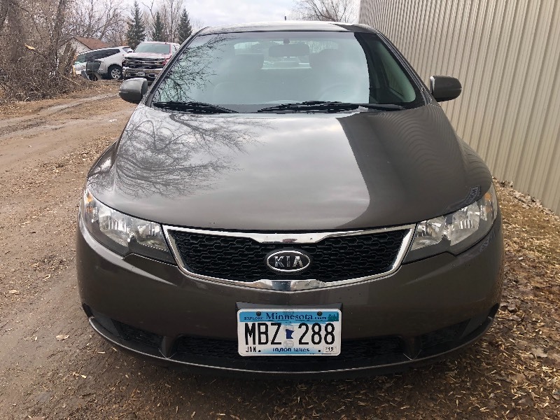 2011 KIA FORTE NO RESERVE