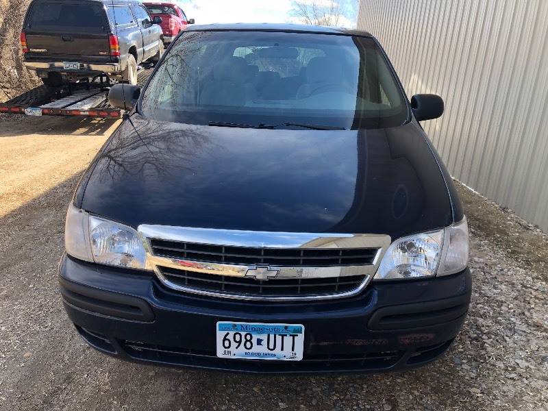 2002 CHEVY VENTURE NO RESERVE