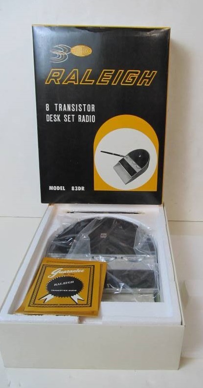 lot 43 image: NOS Vintage Raleigh Transistor Radio & Desk Pen Set
