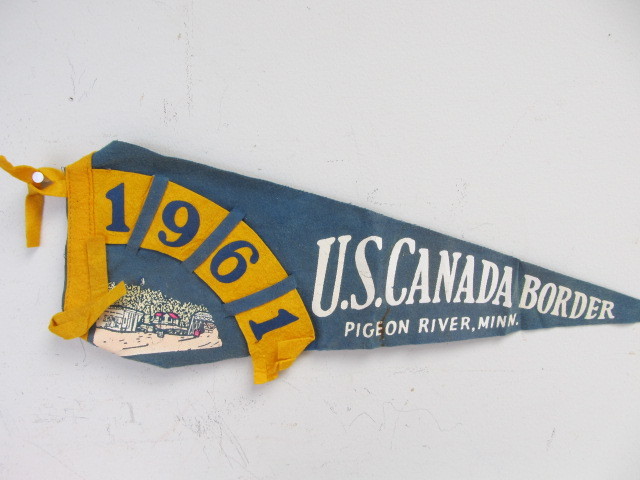lot 73 image: Group of Vintage Felt Travel Pennants