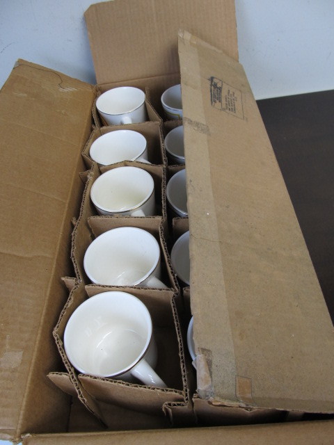 lot 75 image: Full Set of 10 Vintage BOY SCOUT National Jamboree Coffee Mugs