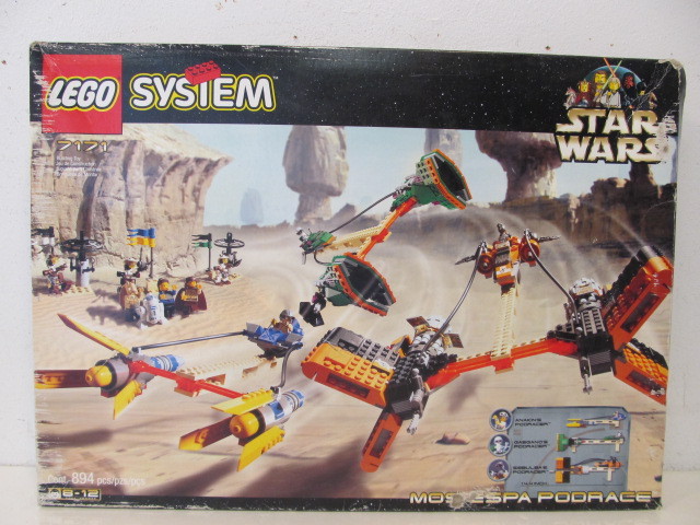 lot 107 image: LEGO Star Wars Set wBox