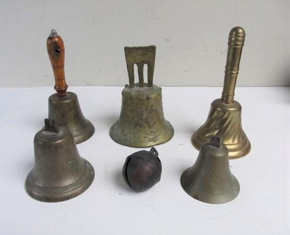 lot 148 image: Group of Vintage & Antique Brass etc Bells
