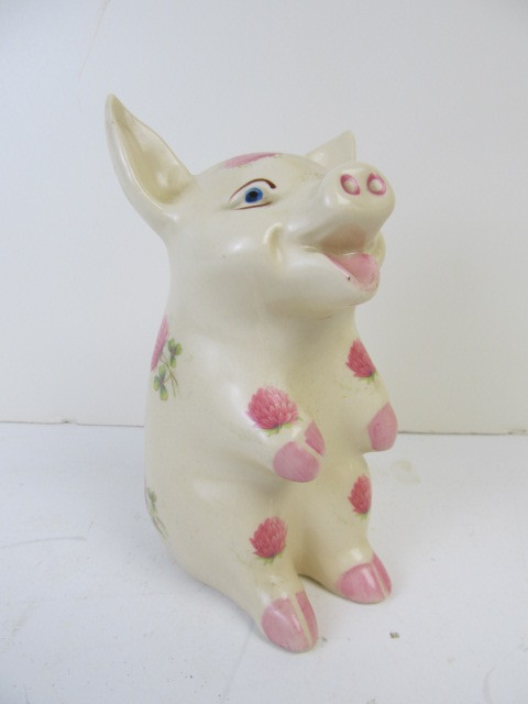 lot 221 image: Vintage 1940s Pottery Piggy Bank
