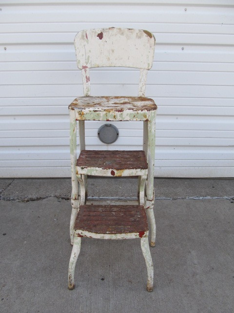 lot 204 image: Vintage 1950s METALOID Step Stool
