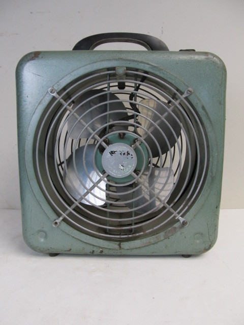 lot 254 image: Working Vintage Industrial Green Fan