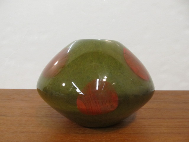 lot 238 image: Mid Century Modern Style TODD OLDHAM Designer Art Glass
