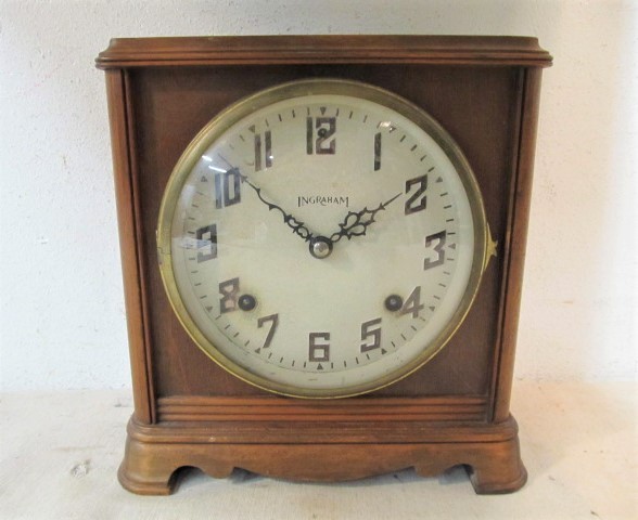 lot 281 image: INGRAM Mantel Clock Orginal Pendulum and Key