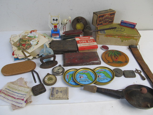 lot 150 image: Large Lot of Small Antiques & Collectibles