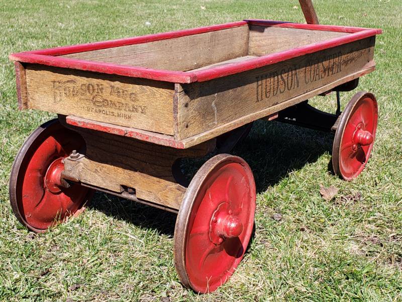 lot 8 image: Antique Hudson Coaster Wagon