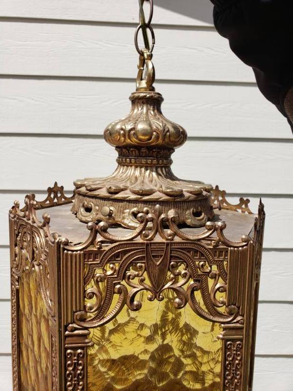 lot 52 image: Art Deco Hanging Brass and Textured Glass Light Fixture