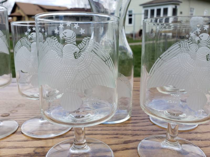 lot 56 image: Eagle and Stars Etched Goblets, Decanter, etc.