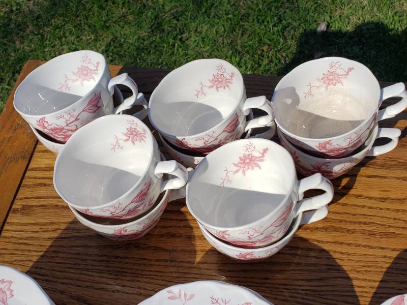 lot 88 image: Set of Double Phoenix Ironstone Pink Flora China (Part 1)