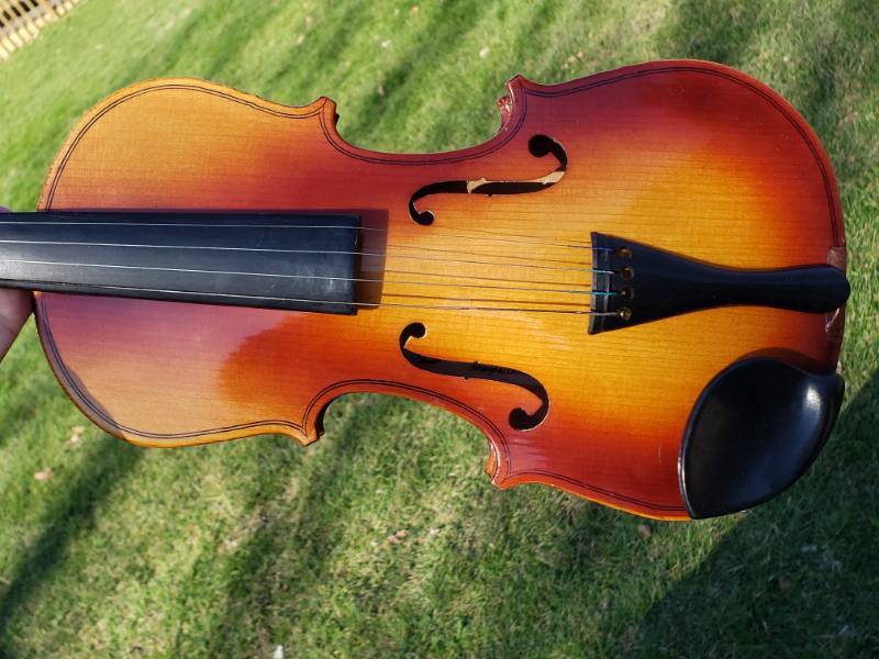 lot 93 image: Bestler Violin, Bow, and Case