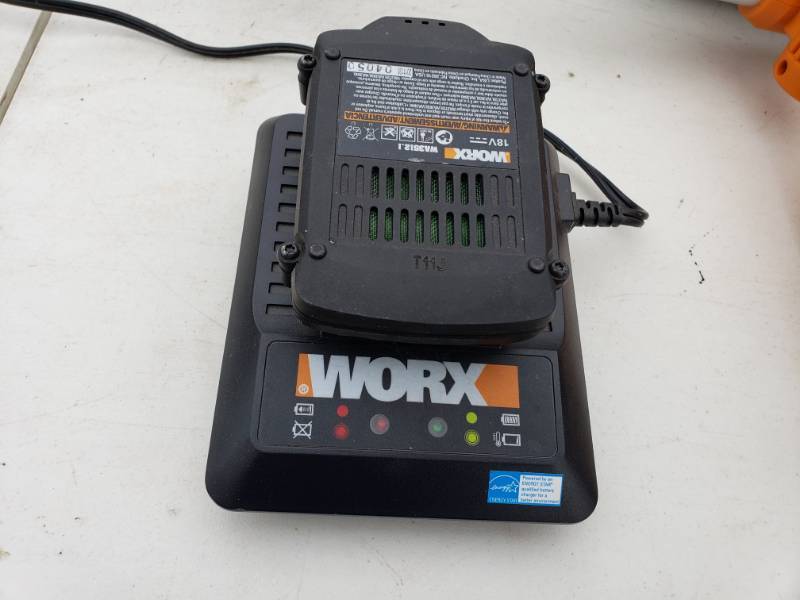 lot 121 image: Worx Battery Powered Edger, Gas Powered Weed Eater Blower