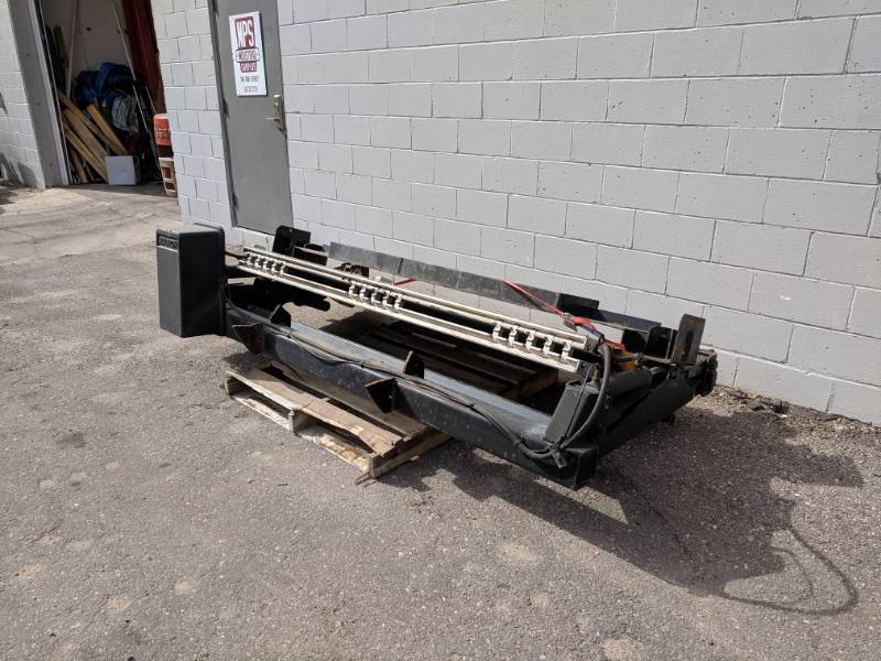 lot 3 image: MAXON 3300 LBS Truck Lift Gate
