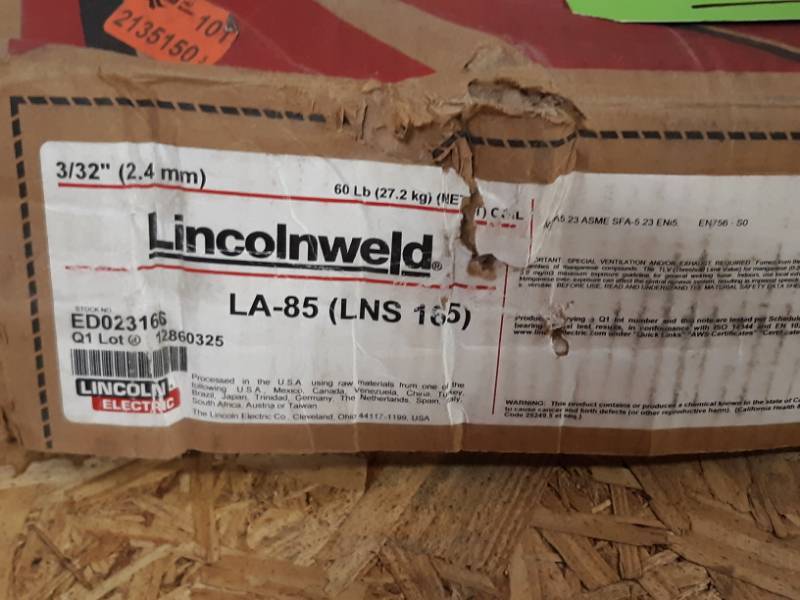lot 54 image: 60 LB Spool Lincoln Weld ED023166 LA-85 Welding Wire