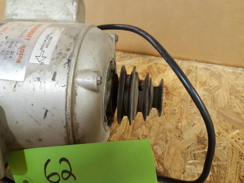 lot 62 image: Duracraft Electric Motor 34 HP 1 Phase  WORKS 