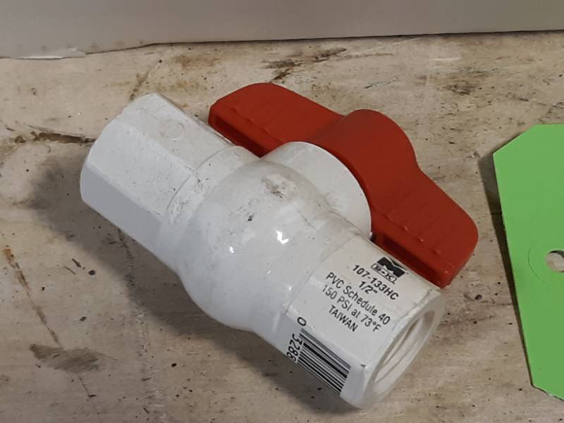 lot 75 image: (37)  PVC Ball Valves 12 NPT Threaded 107-133HC
