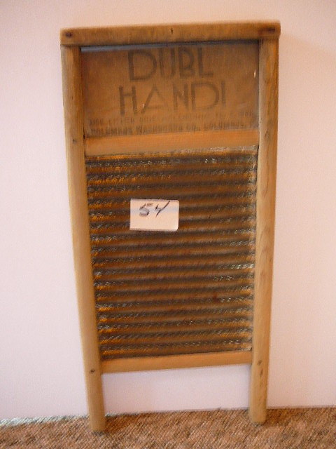 lot 54 image: Dubl Handi 2 Sided Wash Board
