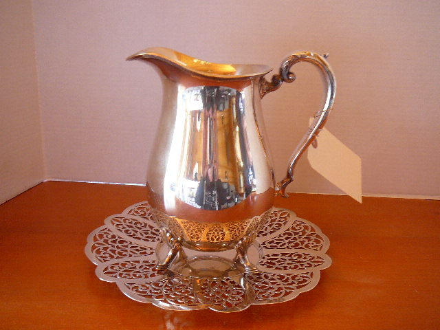 lot 60 image: Silver Serving Pot and Platter