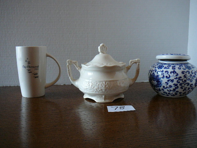 lot 78 image: Vintage Sugar Dish, Decorative Candy Dish, & Mug
