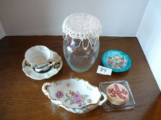 lot 84 image: Lot of Misc Dishes
