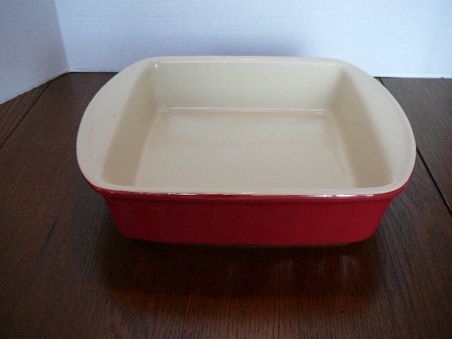 lot 113 image: Good Cook Stoneware Baking Dish 9x9