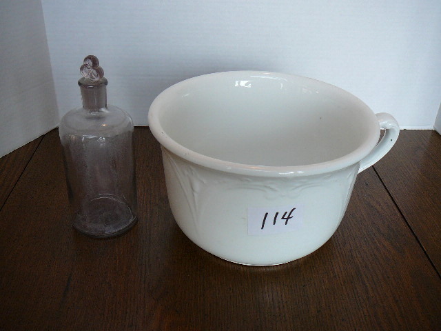 lot 114 image: Antique Perfume Bottle & Vintage Chamber Pot