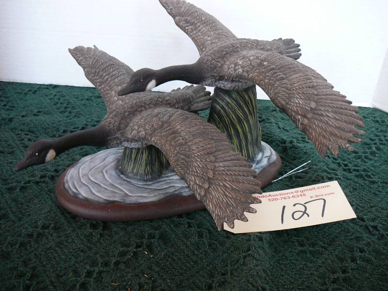 lot 127 image: Ceramic Geese Statue By Mikes Ceramic Molds Inc.