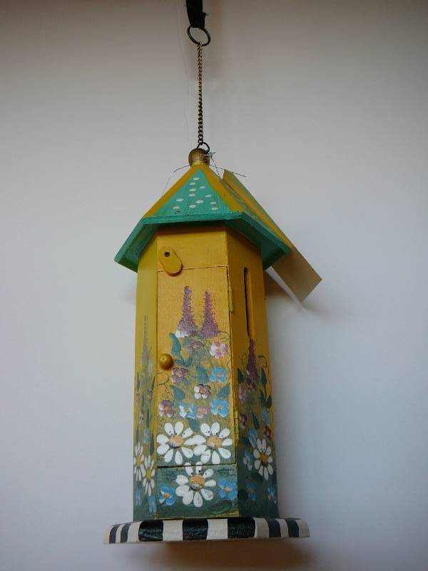 lot 133 image: Butterfly House