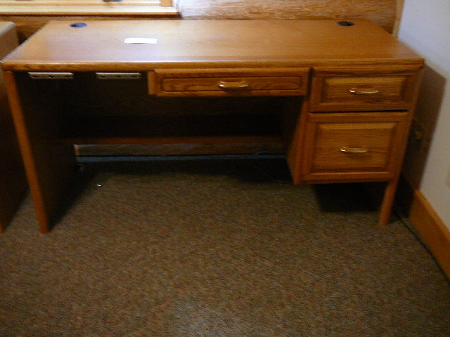 lot 167 image: Wooden Computer Desk